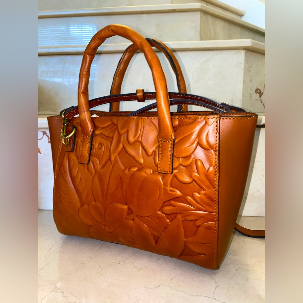Patricia Nash design brown leather purse/bag